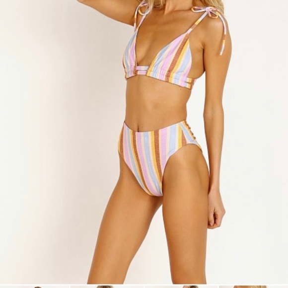 Montce Bikini - Picture 4 of 11